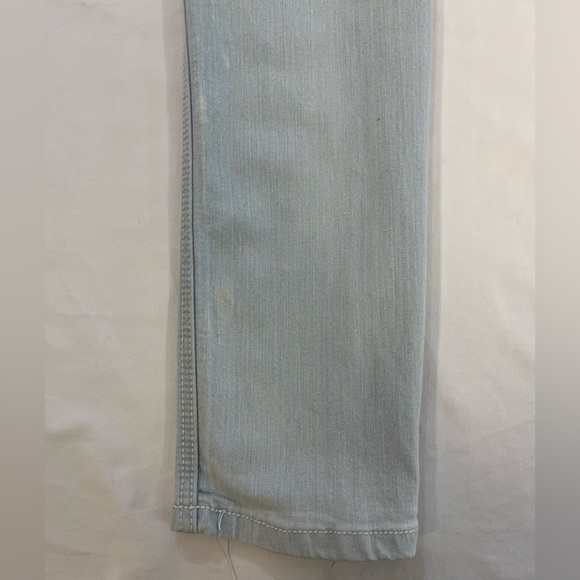 Women's Light Blue Denim Skinny Jeans, sz 32" - Picture 12 of 16